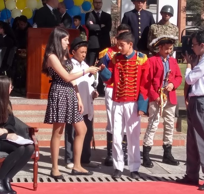 Formación del dia del idioma 